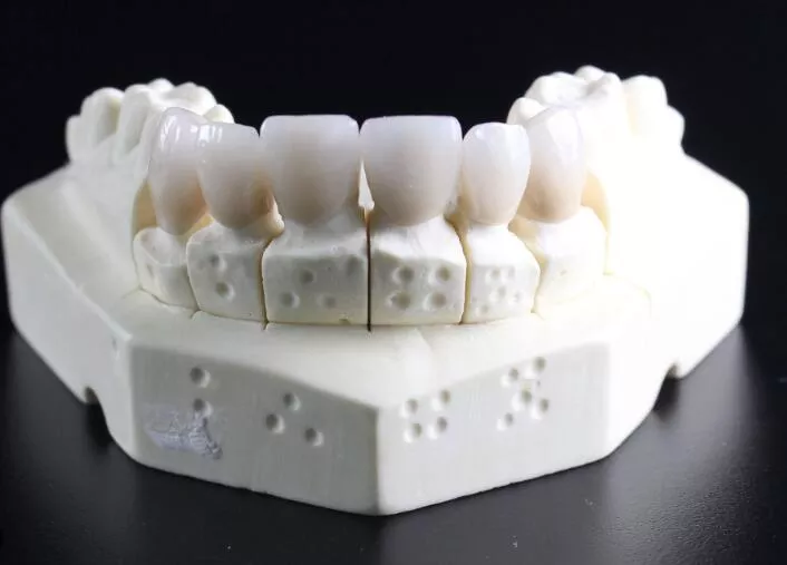 Can Zirconia Ceramic Beads for Grinding Be Used in the Production of Biomedical Implants?